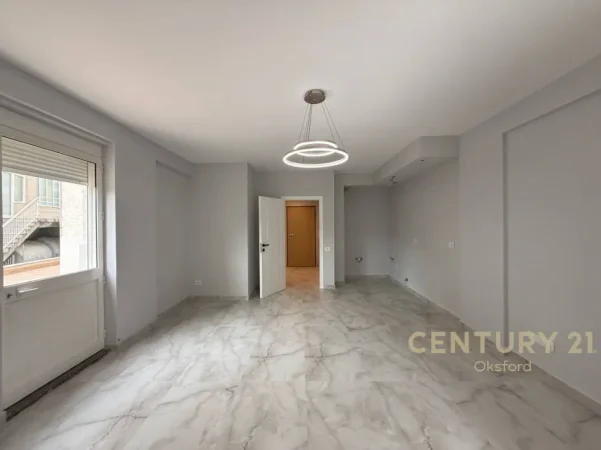 Tirane, shitet apartament 2+1 Kati 2, 101 m² 250.000 € 