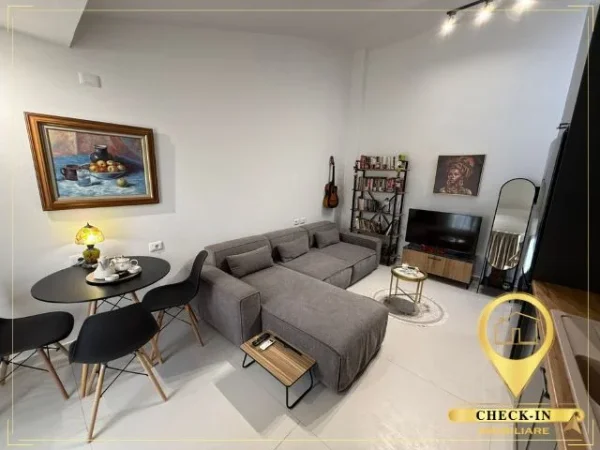 Tirane, shitet apartament 1+1+Aneks+Ballkon Kati 5, 64 m² 102.000 €
