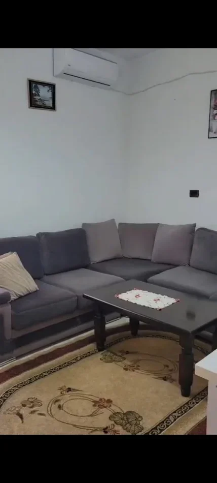 Tirane, jepet me qera apartament 3+1 Kati 1, 118 m² 450 € (Rruga E Dibres)