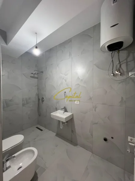 Tirane, shitet apartament 1+1 Kati 6, 61 m² 110.000 € (REZIDENCA KAIMI)