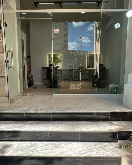Tirane, shes ambjent biznesi , 24 m² 165.000 € 