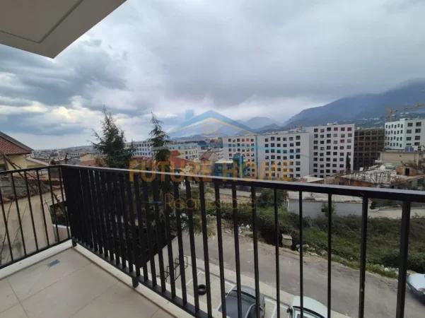 Tirane, jepet me qera apartament 1+1+Ballkon Kati 3, 75 m² 500 € (Ali Demi)
