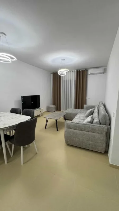 Tirane, jepet me qera apartament 2+1 Kati 7, 100 m² 700 € (Dhejtori Kompleksi Star)