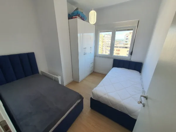Durres, shes apartament 2+1 Kati 8, 85 m² 125.000 € (rruga pavarsia)