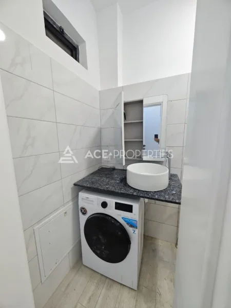 Durres, shitet apartament 1+1 Kati 3, 44 m² 88.000 € (Qender, Durres)