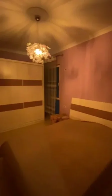 Tirane, shitet apartament 1+1+Ballkon Kati 4, 95 m² 82.000 € (Kamez, Bulevardi Nënë Tereza)