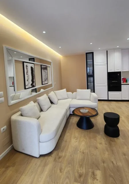 Tirane, shitet apartament 2+1 , 117 m² 350.000 € 
