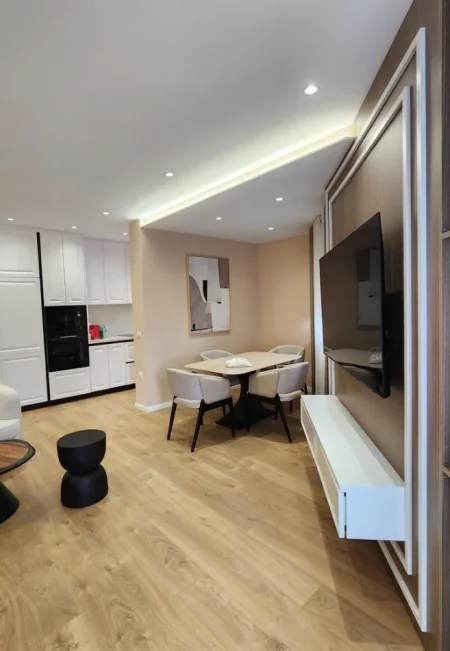 Tirane, shitet apartament 2+1 , 117 m² 350.000 € 