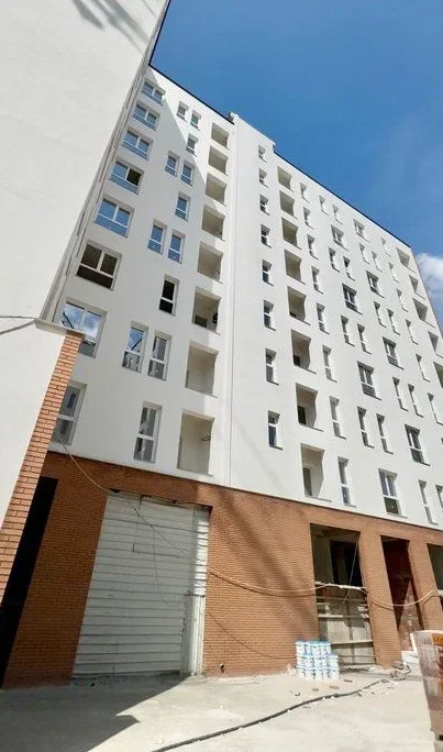 Tirane, shitet apartament 1+1 , 63 m² 94.200 € 