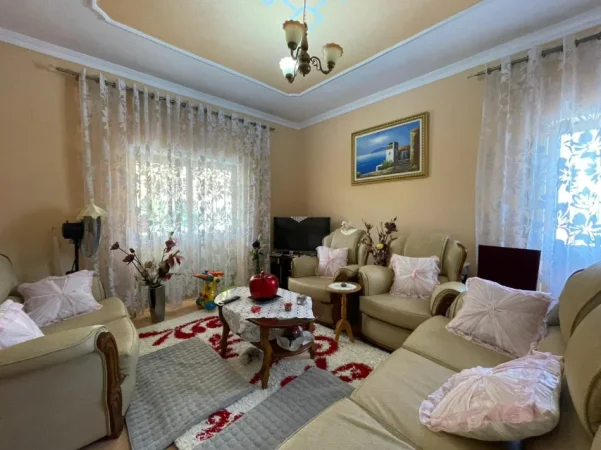 Tirane, shitet apartament 2+1 Kati 0, 310 m² 500.000 € (Misto Mame)