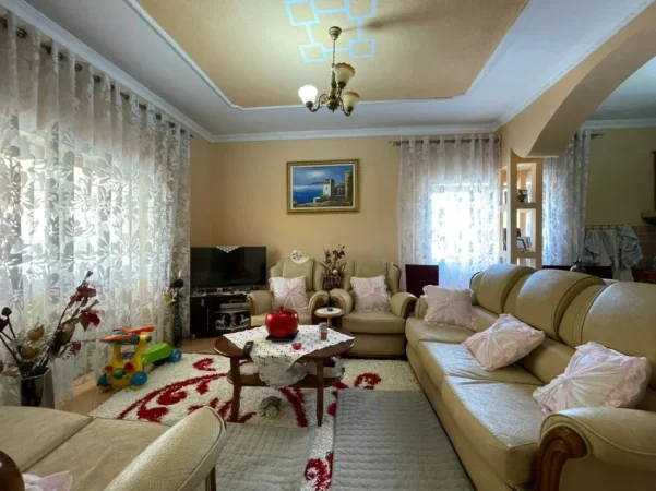 Tirane, shitet apartament 2+1 Kati 0, 310 m² 500.000 € (Misto Mame)