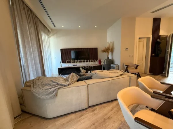 Tirane, shitet apartament duplex Dublex Kati 1, 172 m² 385.000 € (kodra e diellit 2)