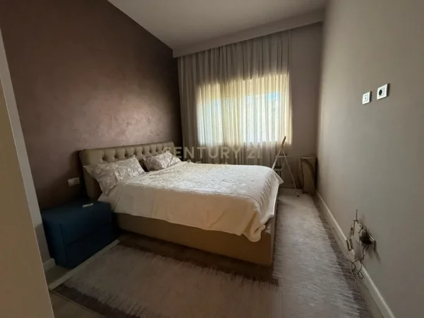 Tirane, shitet apartament duplex Dublex Kati 1, 172 m² 385.000 € (kodra e diellit 2)