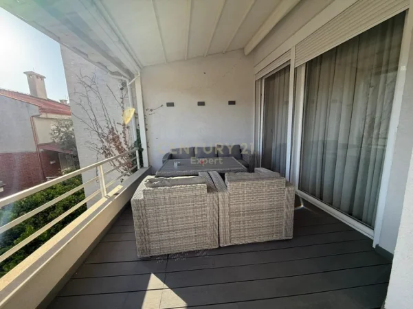 Tirane, shitet apartament duplex Dublex Kati 1, 172 m² 385.000 € (kodra e diellit 2)