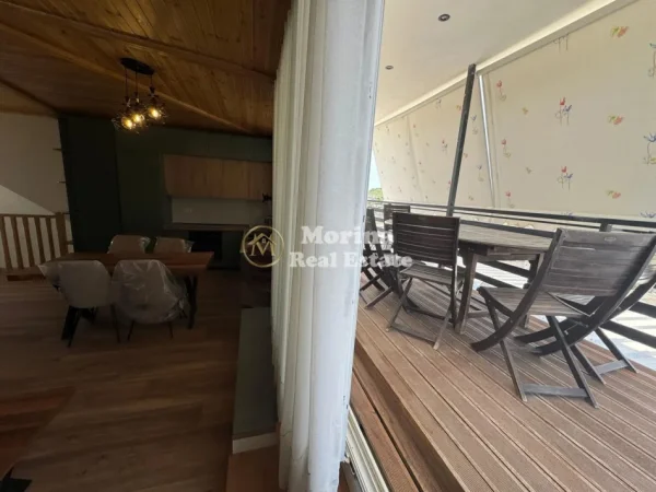 Tirane, jepet me qera ambjent biznesi Kati 7, 120 m² 600 € (Dupleks 2 1 Shkoze)