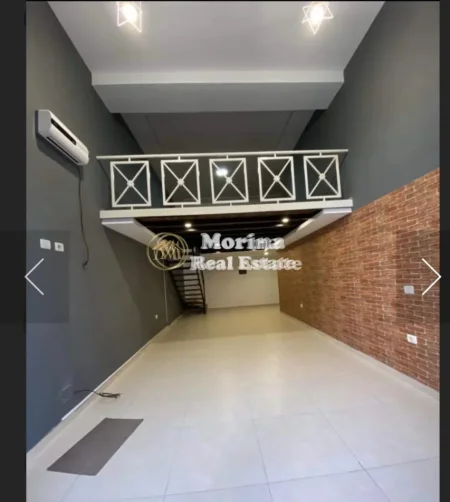 Tirane, jepet me qera ambjent biznesi Kati 1, 40 m² 400 € (Yzberisht)