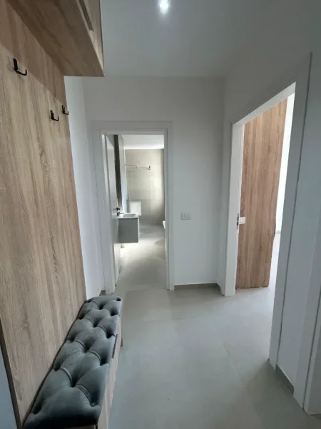 Shkembi Kavajes, shitet apartament 1+1+Ballkon Kati 7, 55 m² 100.000 € (Shkembi Kavajes)