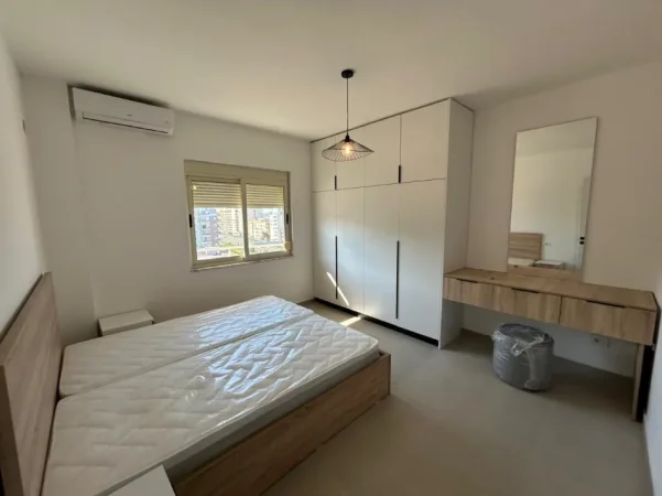 Shkembi Kavajes, shitet apartament 1+1+Ballkon Kati 7, 55 m² 100.000 € (Shkembi Kavajes)