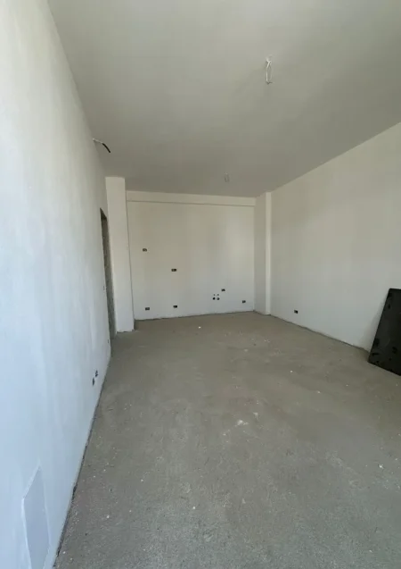Tirane, shitet apartament 1+1 , 80 m² 165.690 € 