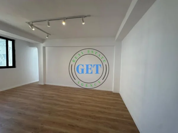 Durres, shitet apartament 2+1 Kati 5, 90 m² 103.000 € (Ish Rajoni)