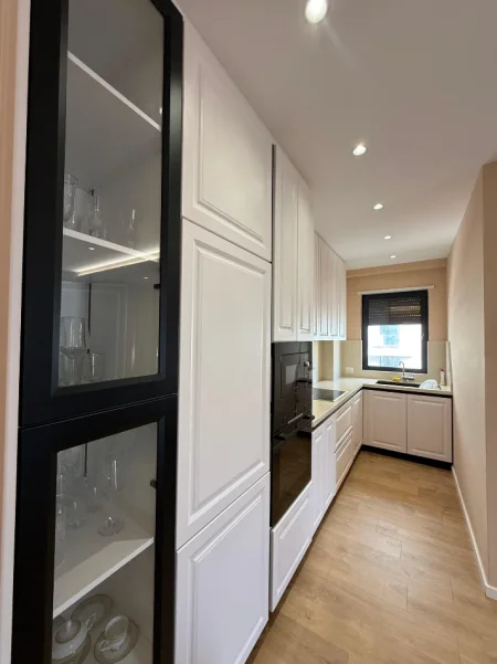 Tirane, shitet apartament 2+1 Kati 3, 117 m² 370.000 € (Zogu i Zi)