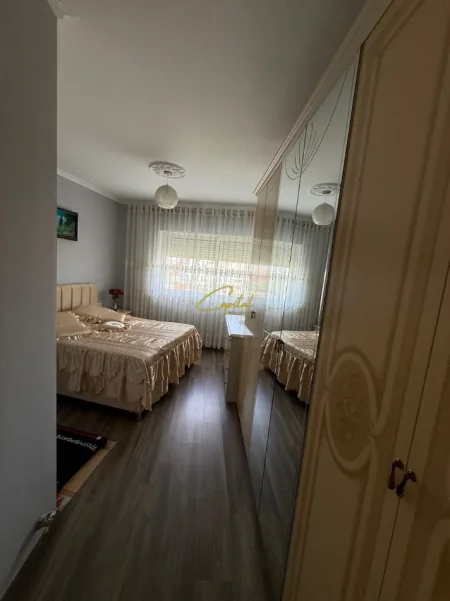 Tirane, shitet apartament 2+1 Kati 4, 113 m² 260.000 € (ISH STACIONI TRENIT)