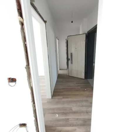 Tirane, shitet apartament 2+1+Ballkon Kati 6, 87 m² 103.000 € (Paskuqan)