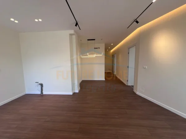 Tirane, shitet apartament 2+1 Kati 4, 79 m² 235.000 € (BRRYLI)