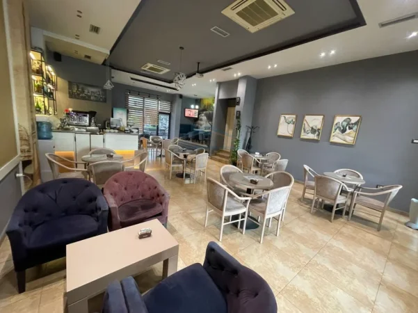 Tirane, shitet ambjent biznesi Kati 0, 100 m² 310.000 € (KINOSTUDIO,RRUGA E DIBRES)