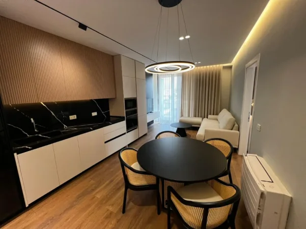 Tirane, jepet me qera apartament 2+1 Kati 4, 110 m² 1.100 € (Rruga Mine Peza)