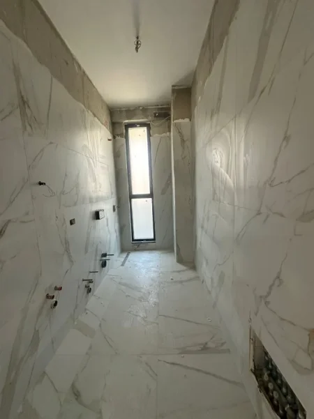 Tirane, shitet apartament 1+1 Kati 2, 79 m² 166.000 € 