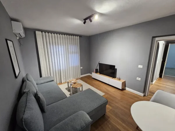 Tirane, shitet apartament 1+1 Kati 5, 55 m² 144.000 € (selvia , rruga e dibres)