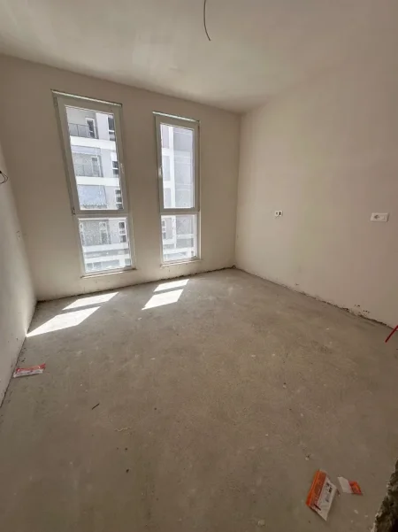 Tirane, shitet apartament 3+1+Ballkon Kati 2, 112 m² 130.000 € (Univers City)