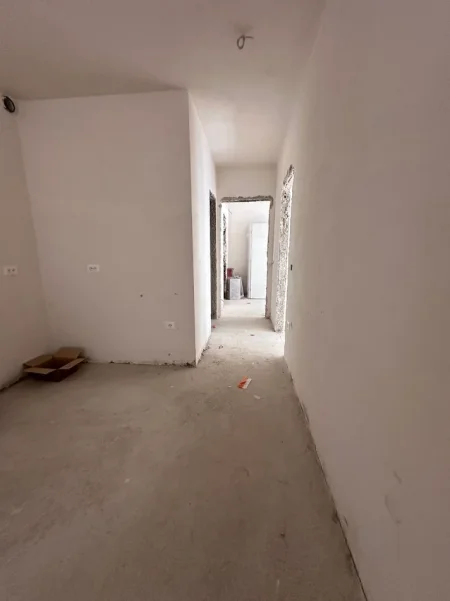 Tirane, shitet apartament 3+1+Ballkon Kati 2, 112 m² 130.000 € (Univers City)