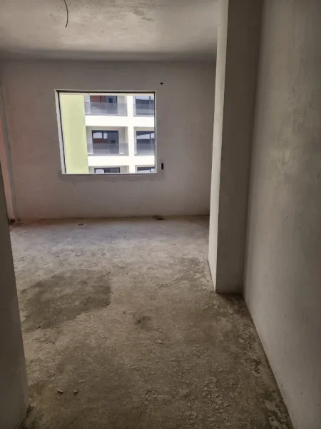 Tirane, shitet apartament 2+1+Aneks+Ballkon Kati 2, 105 m² 121.000 € (paskuqan)
