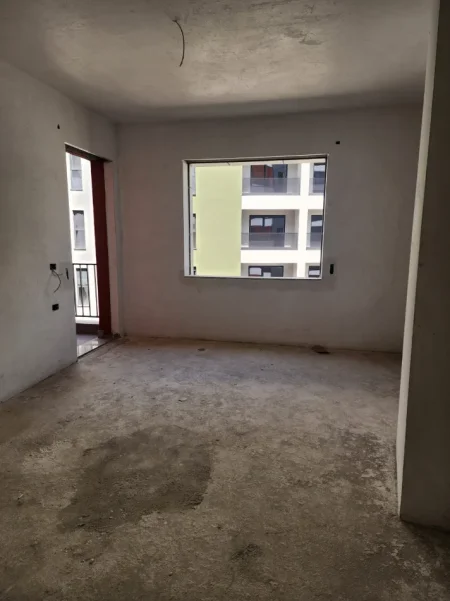 Tirane, shitet apartament 2+1+Aneks+Ballkon Kati 2, 105 m² 121.000 € (paskuqan)