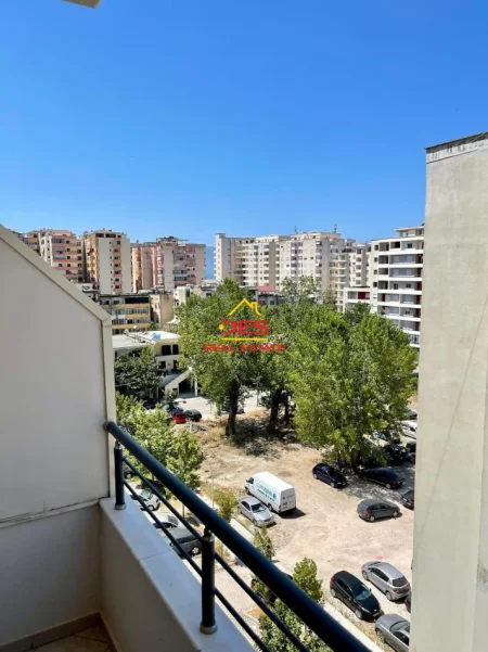 Vlore, shitet apartament 1+1+Ballkon Kati 7, 74 m² 129.000 € (Rruga Gjergj Arianiti)