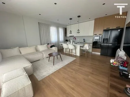 Tirane, shitet apartament 2+1+Ballkon Kati 9, 140 m² 350.000 € (Astir)