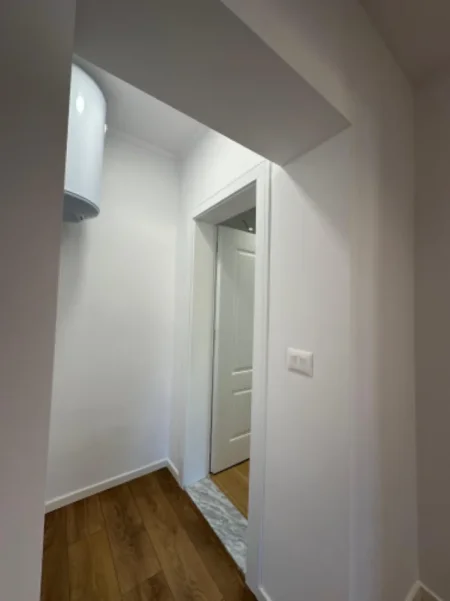 Tirane, shitet apartament 2+1 Kati 4, 75 m² 193.000 € (Prane Bulevardit Zogu I)