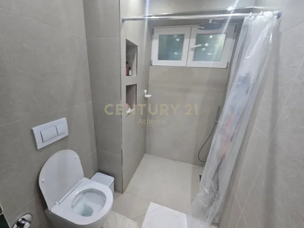 Tirane, shitet apartament 2+1 Kati 2, 80 m² 220.000 € (Brryli)