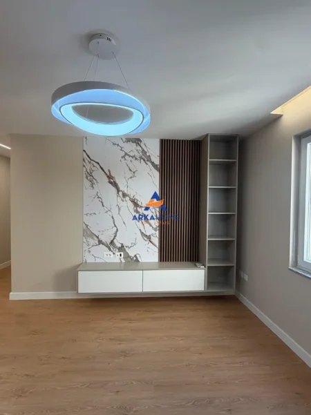 Tirane, shitet apartament 2+1+Ballkon Kati 11, 79 m² 190.000 € 
