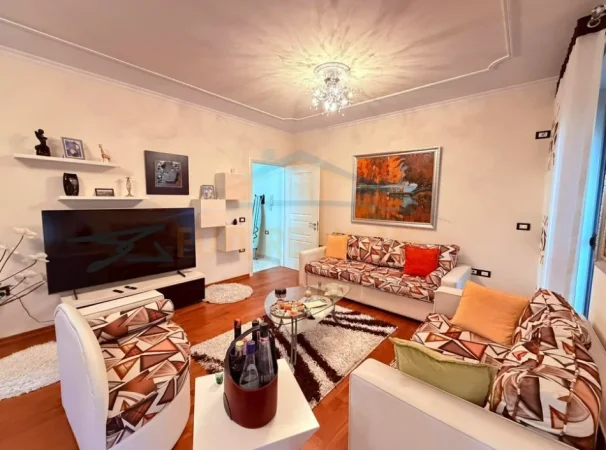 Tirane, shitet apartament duplex Dublex Kati 7, 139 m² 190.000 € (Rruga Besim Alla, Misto Mame)