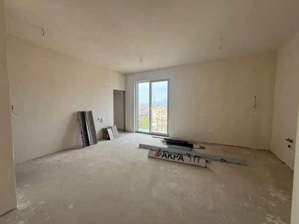 Tirane, shitet apartament 2+1 Kati 9, 92 m² 195.000 € (ish fusha aviacionit)