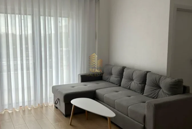 Tirane, jepet me qera apartament 1+1+Ballkon Kati 3, 60 m² 450 € (Ali Demi)