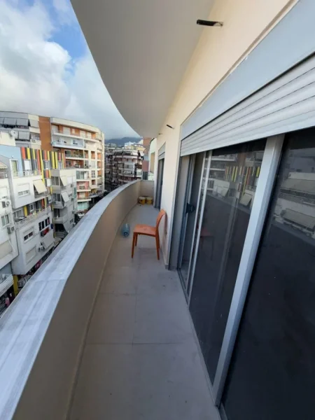Tirane, shitet apartament 2+1 Kati 7, 110 m² 125.000 € (Fresku)