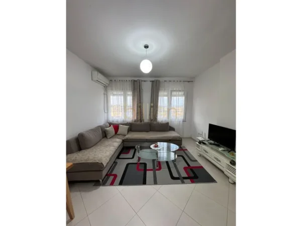 Tirane, shitet 1+1 , 68 m² (Yzberisht)