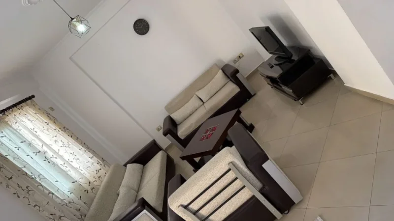 Tirane, jepet me qera apartament 2+1 Kati 2, 100 m² 420 € (Astir)