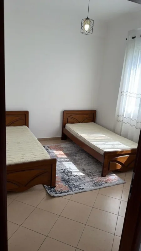 Tirane, jepet me qera apartament 2+1 Kati 2, 100 m² 420 € (Astir)