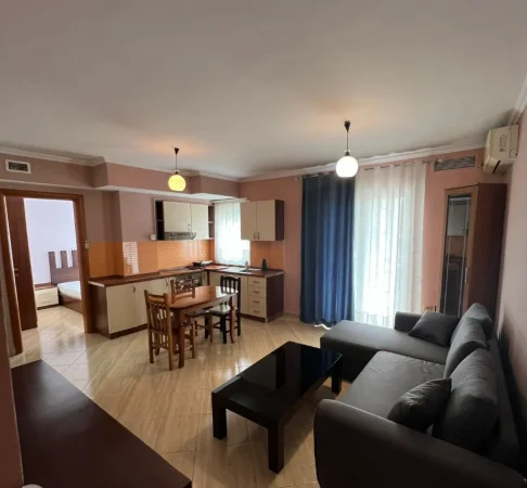 Tirane, jepet me qera apartament 1+1 Kati 2, 65 m² 450 € (RRUGA E DIBRES)