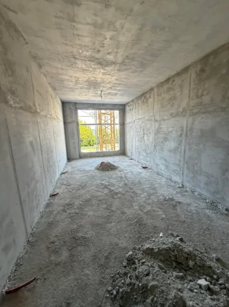 Tirane, shitet apartament 1+1+Ballkon Kati 2, 65 m² 50.000 € (Kamez)